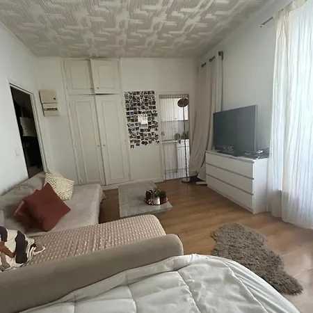 Appartamento Studio Elysees Centre *